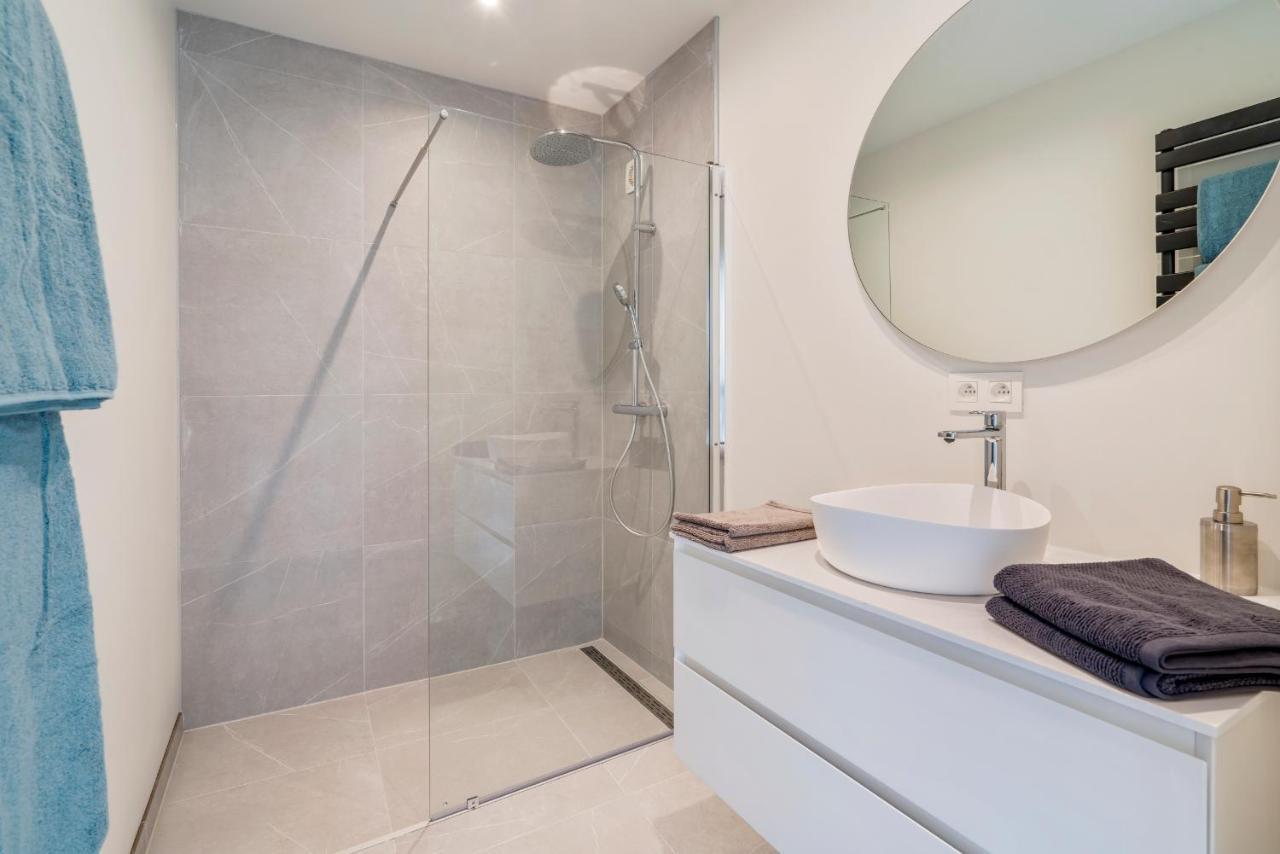 אוסטנדה Fantastically Located Modern Apartment With Garage Available מראה חיצוני תמונה